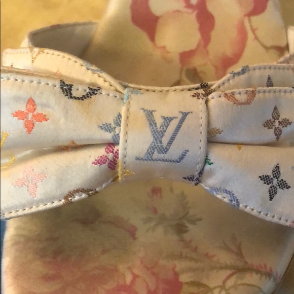 Louis Vuitton wood heels - Picture 2 of 6